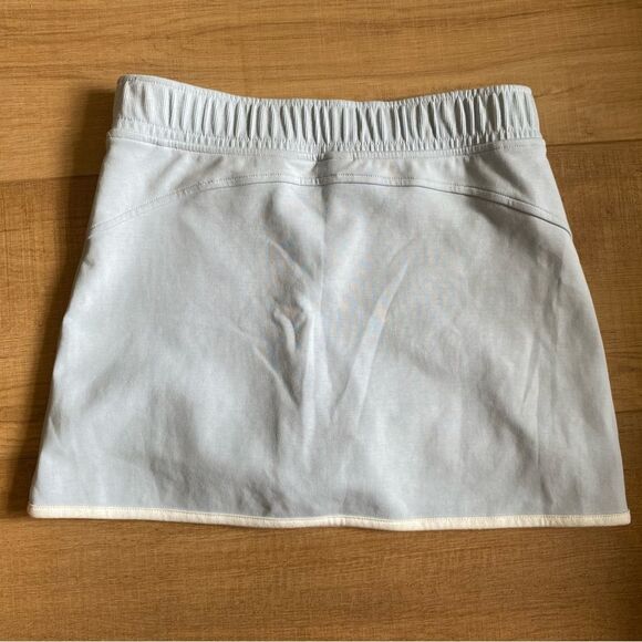 Old Navy size xl 14-16 high waisted dynamic fleece skirt skort light blue white - Picture 6 of 6